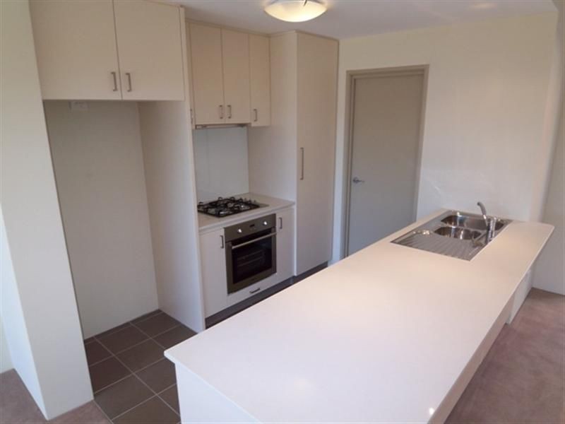 2/32 Fielder Street, East Perth WA 6004