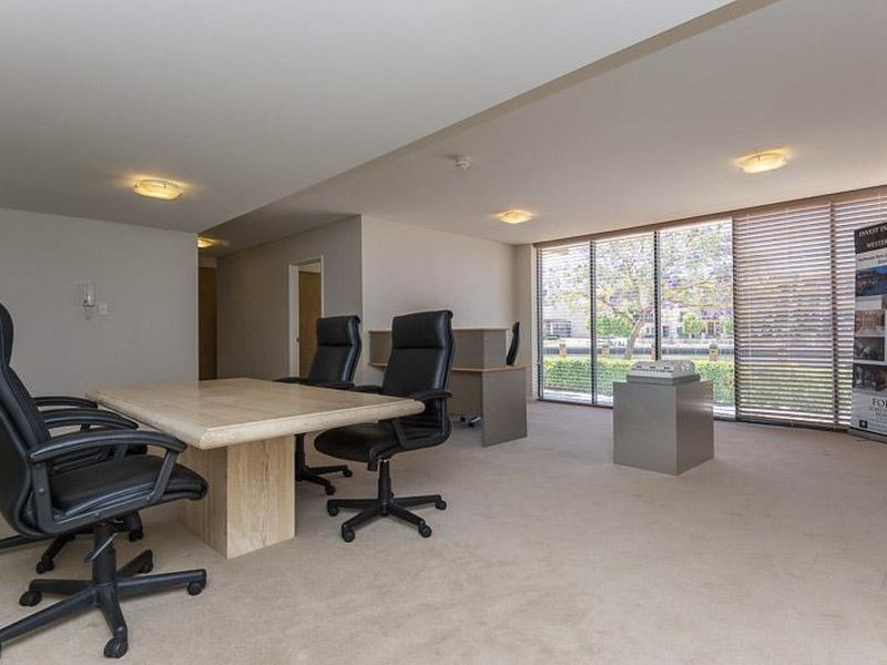 2/50 Royal Street, East Perth WA 6004