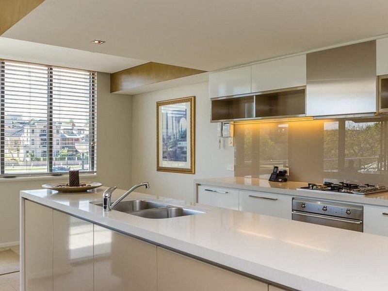 2/50 Royal Street, East Perth WA 6004