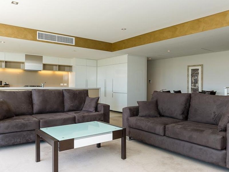 2/50 Royal Street, East Perth WA 6004