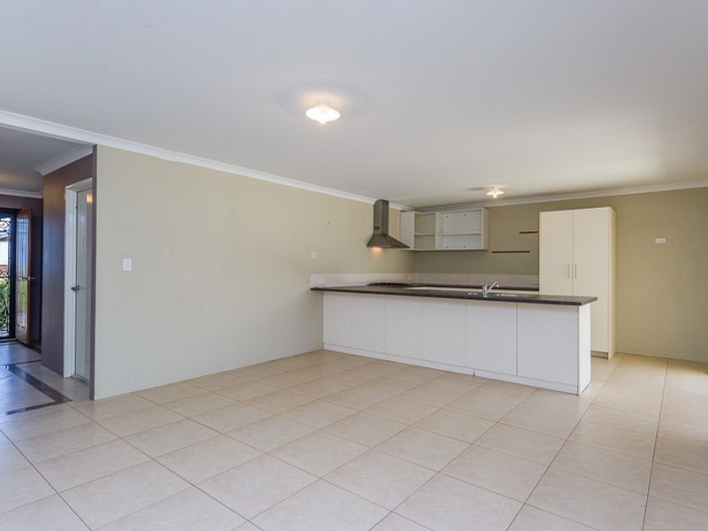 6 Srebreno Road, Wanneroo WA 6065