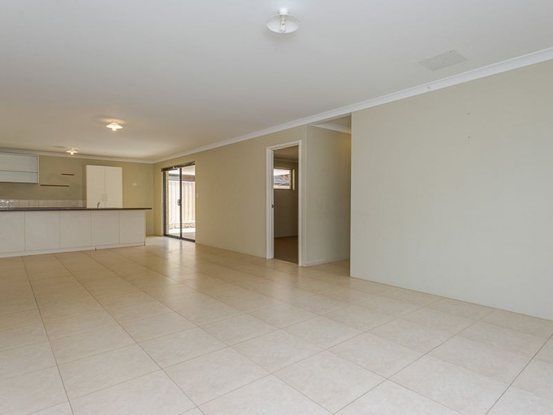 6 Srebreno Road, Wanneroo WA 6065