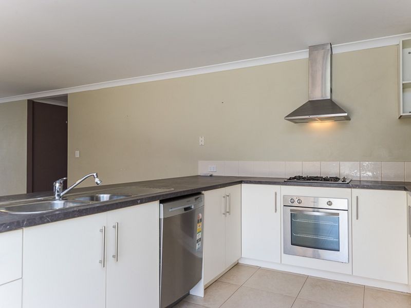 6 Srebreno Road, Wanneroo WA 6065