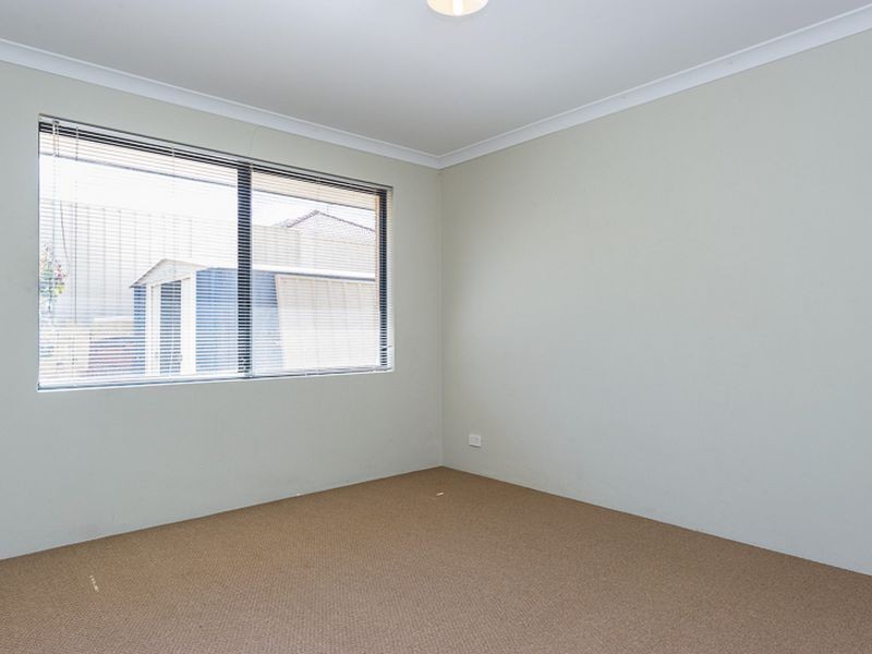 6 Srebreno Road, Wanneroo WA 6065