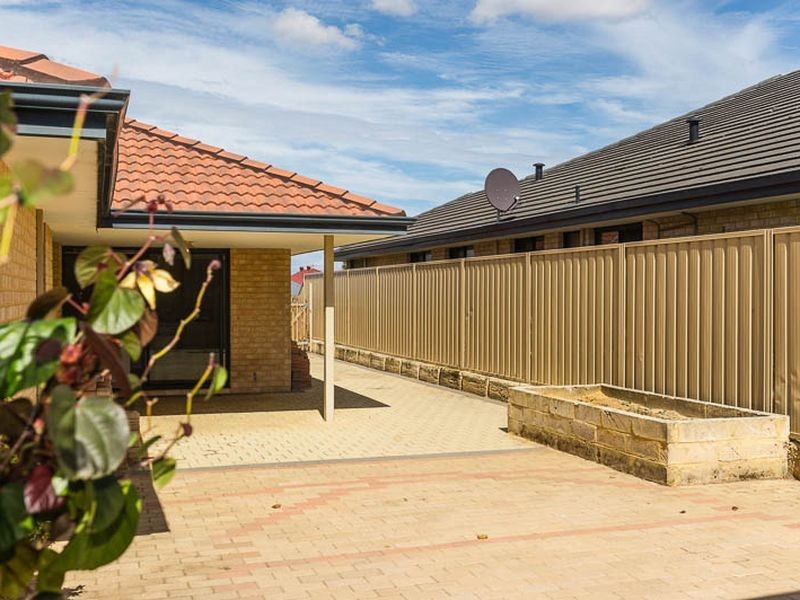 6 Srebreno Road, Wanneroo WA 6065