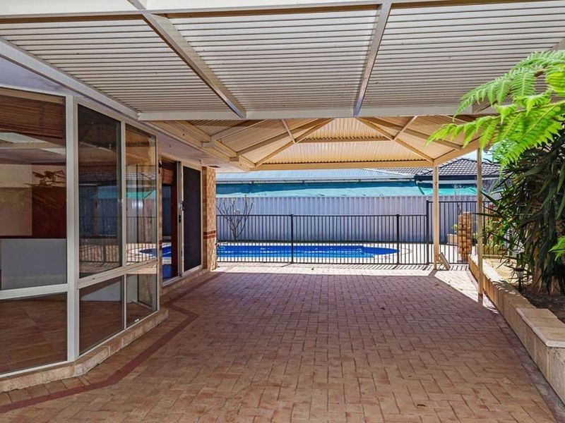 16 Linto Way, Alexander Heights WA 6064