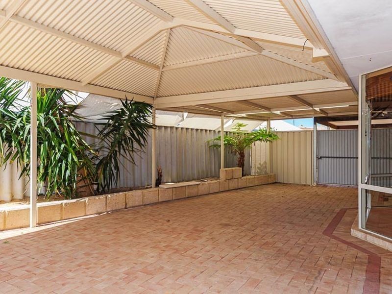 16 Linto Way, Alexander Heights WA 6064