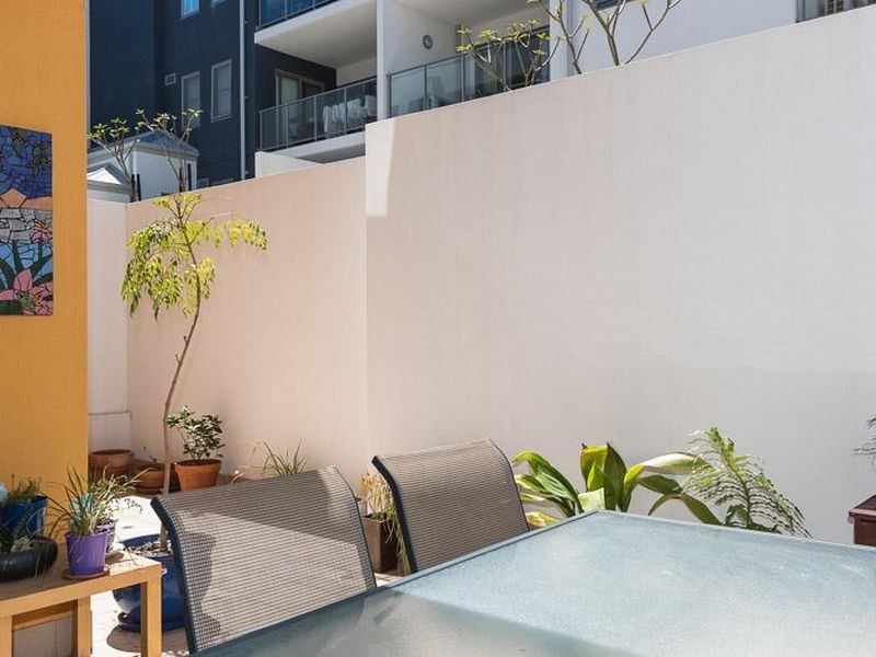 4/154 Newcastle Street, Perth WA 6000