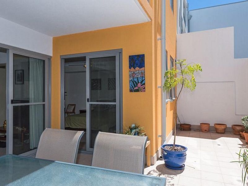 4/154 Newcastle Street, Perth WA 6000