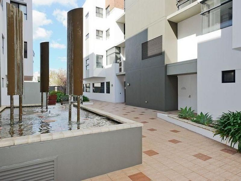 19/82 Royal Street, East Perth WA 6004