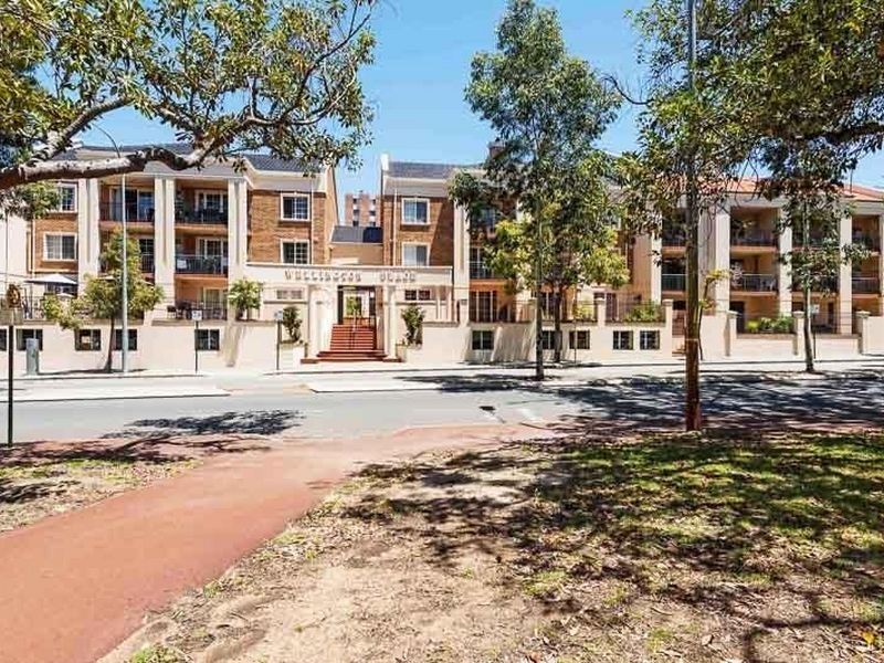 16/125 Wellington Street, East Perth WA 6004