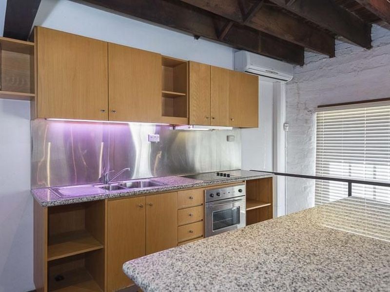 2 Saunders Street, East Perth WA 6004