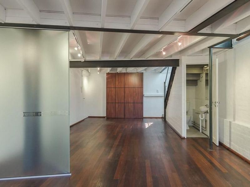 2 Saunders Street, East Perth WA 6004