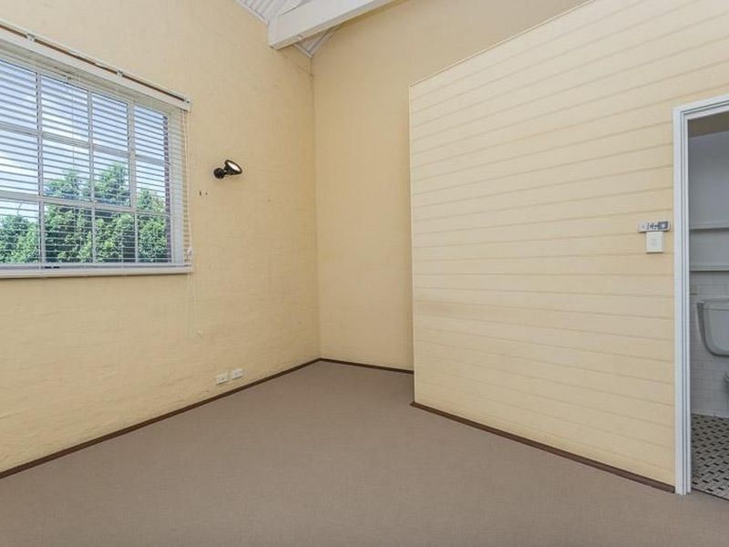 2 Saunders Street, East Perth WA 6004