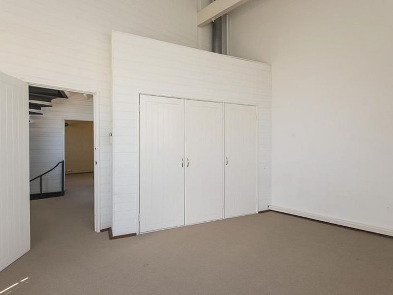 2 Saunders Street, East Perth WA 6004