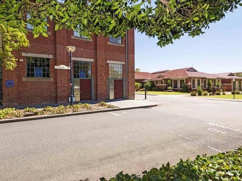 2 Saunders Street, East Perth WA 6004
