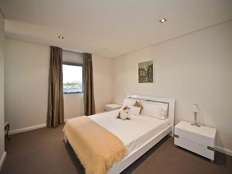 Penthouse 2/47 Tully Road, East Perth WA 6004