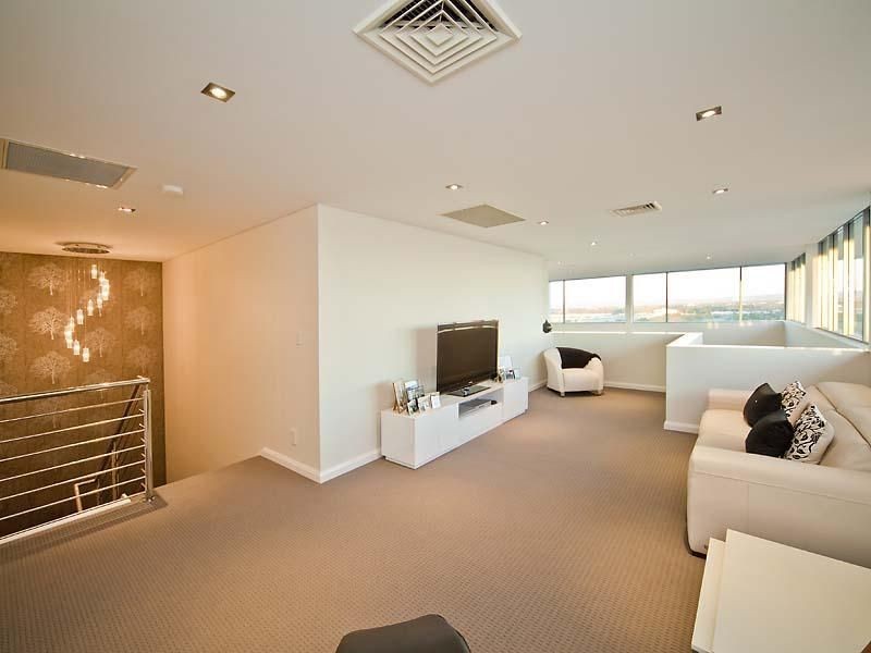 Penthouse 2/47 Tully Road, East Perth WA 6004