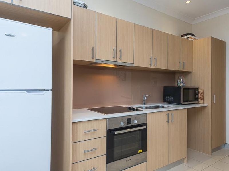 102/6 Walsh Loop, Joondalup WA 6027