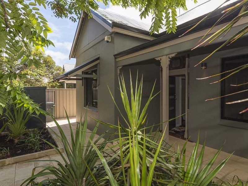 76 Zebina Street, East Perth WA 6004