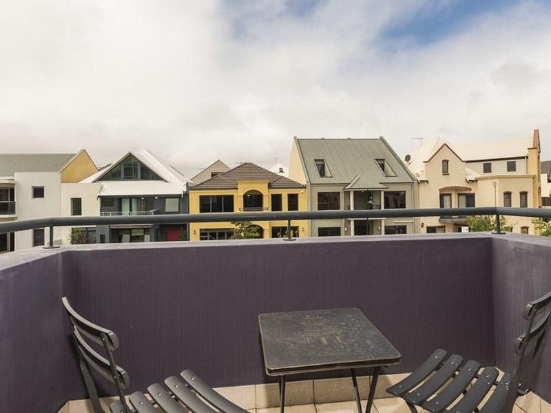 14 Old Belvidere Promenade, East Perth WA 6004