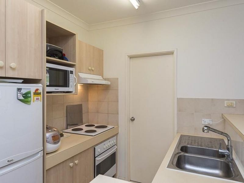 32/11 Regal Place, East Perth WA 6004