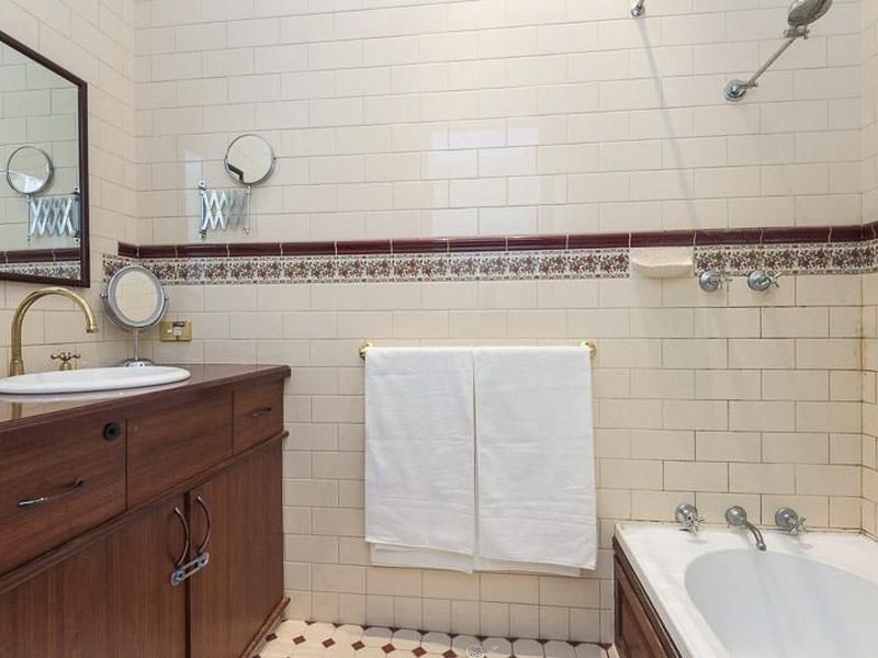 42 Kingsway, Nedlands WA 6009