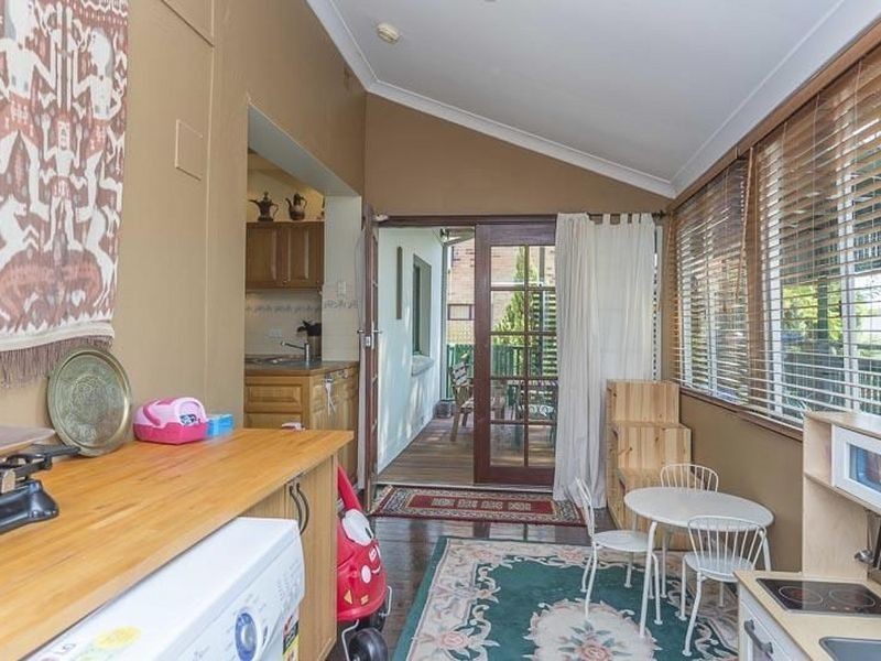 42 Kingsway, Nedlands WA 6009