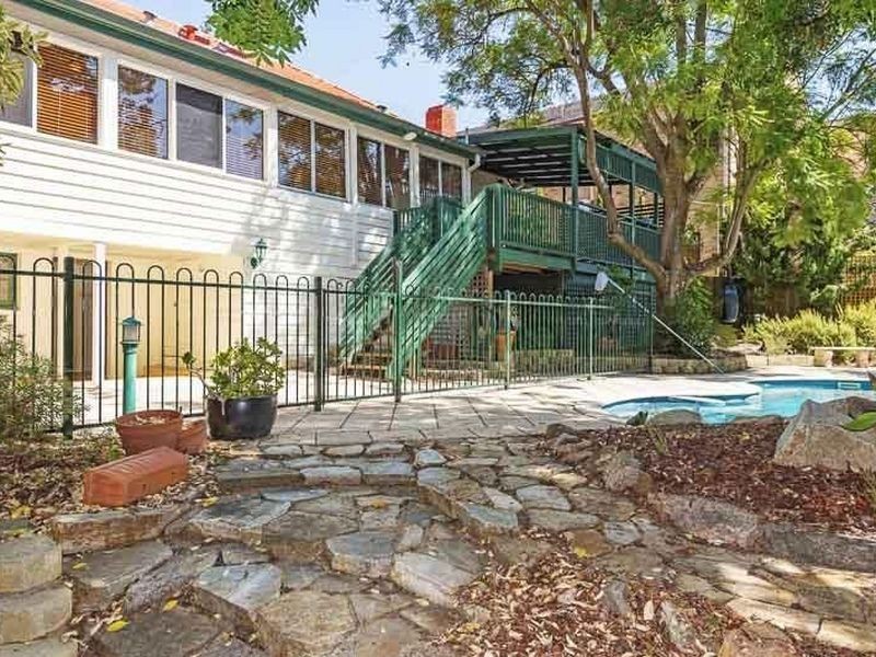 42 Kingsway, Nedlands WA 6009