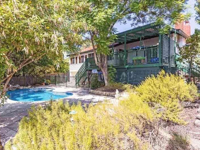 42 Kingsway, Nedlands WA 6009