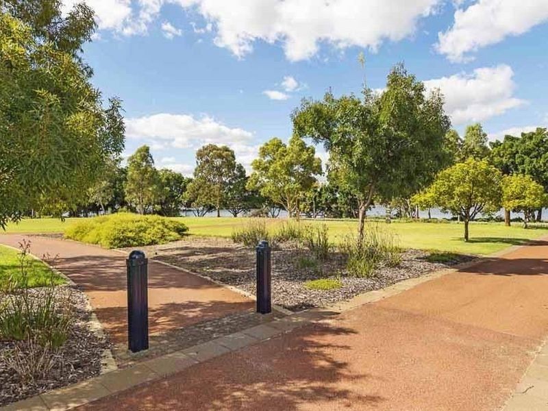 18 Jewell Lane, East Perth WA 6004