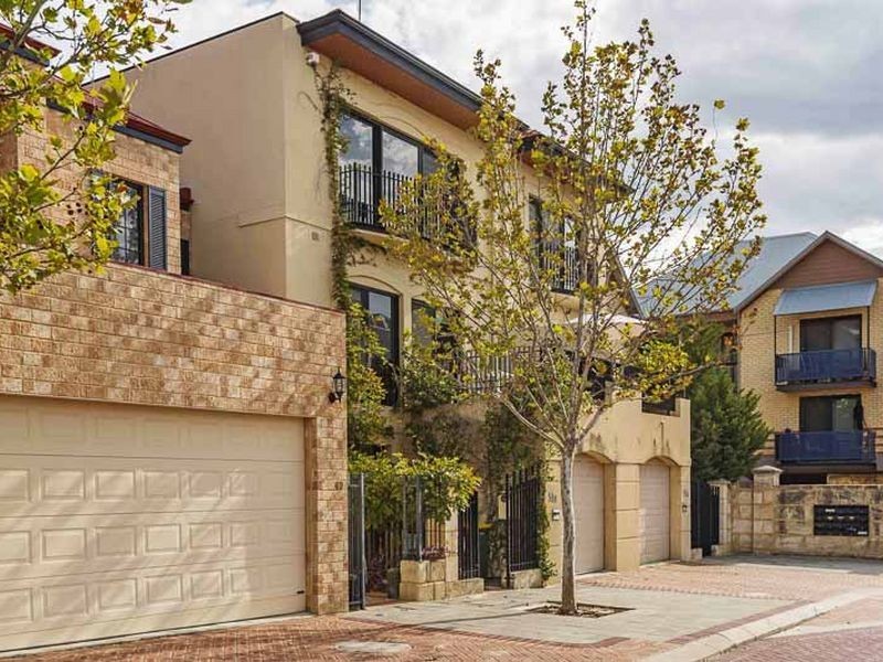 51A Haig Park Circle, East Perth WA 6004