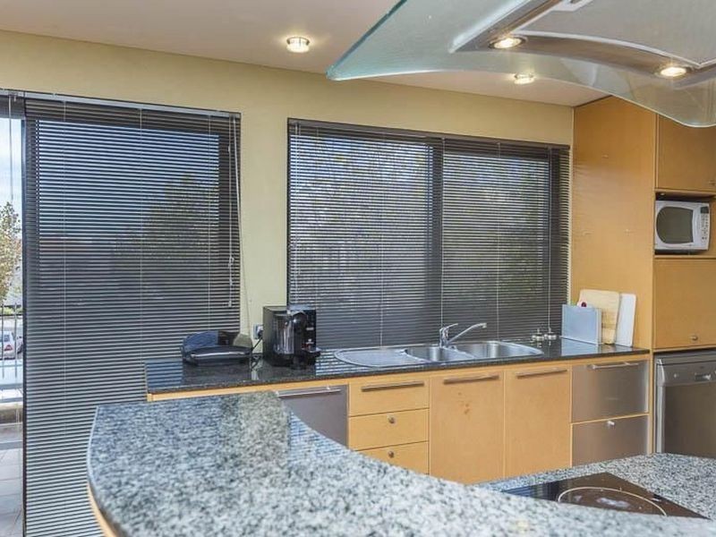 51A Haig Park Circle, East Perth WA 6004