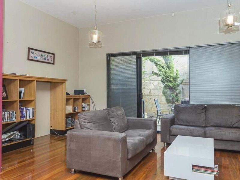 51A Haig Park Circle, East Perth WA 6004