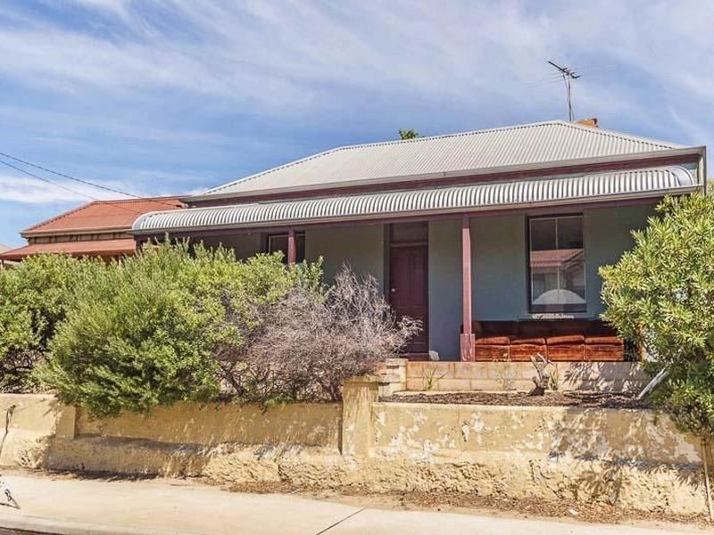 1/87 Stirling Highway, North Fremantle WA 6159