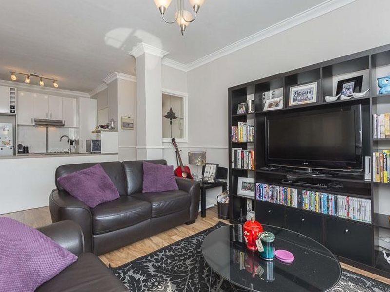 2/62 Bronte Street, East Perth WA 6004