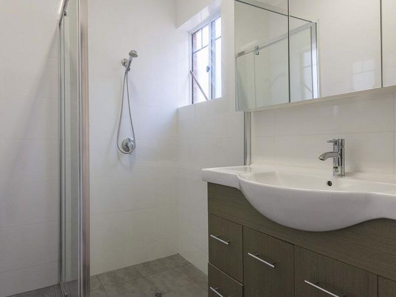 2/62 Bronte Street, East Perth WA 6004