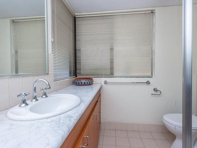 5/60 Henry Lawson Walk, East Perth WA 6004