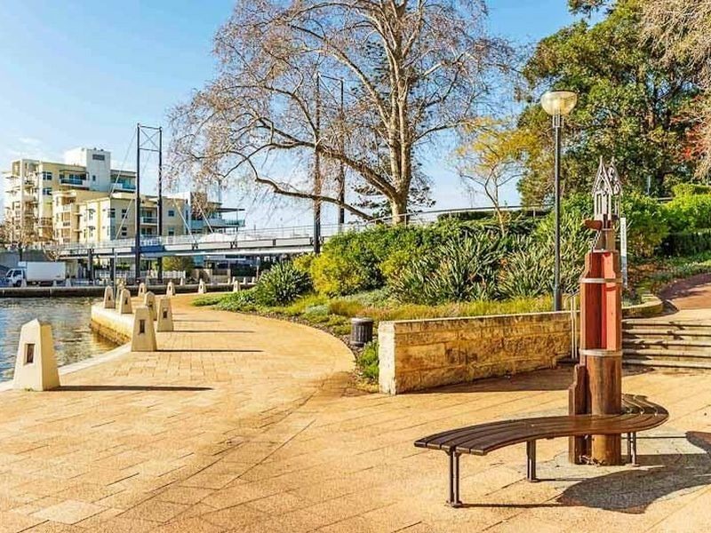 5/60 Henry Lawson Walk, East Perth WA 6004