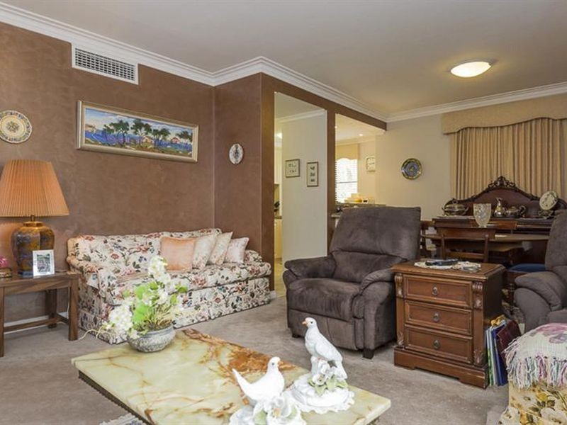 8/25 Haig Park Circle, East Perth WA 6004