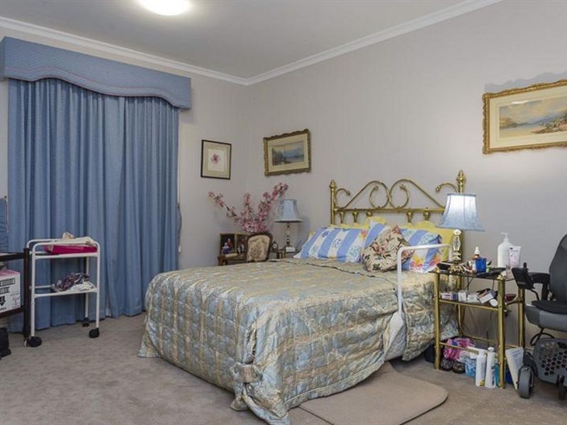 8/25 Haig Park Circle, East Perth WA 6004