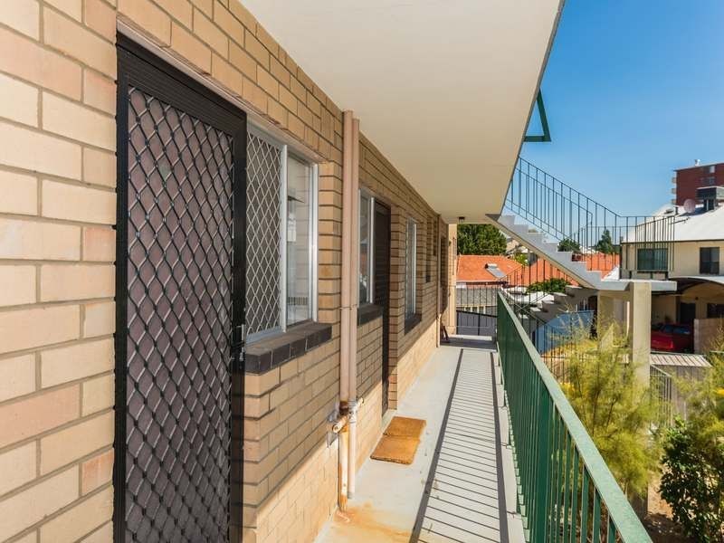 8/45 Kitchener Avenue, Burswood WA 6100