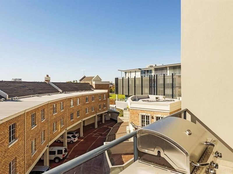25/118 Royal Street, East Perth WA 6004