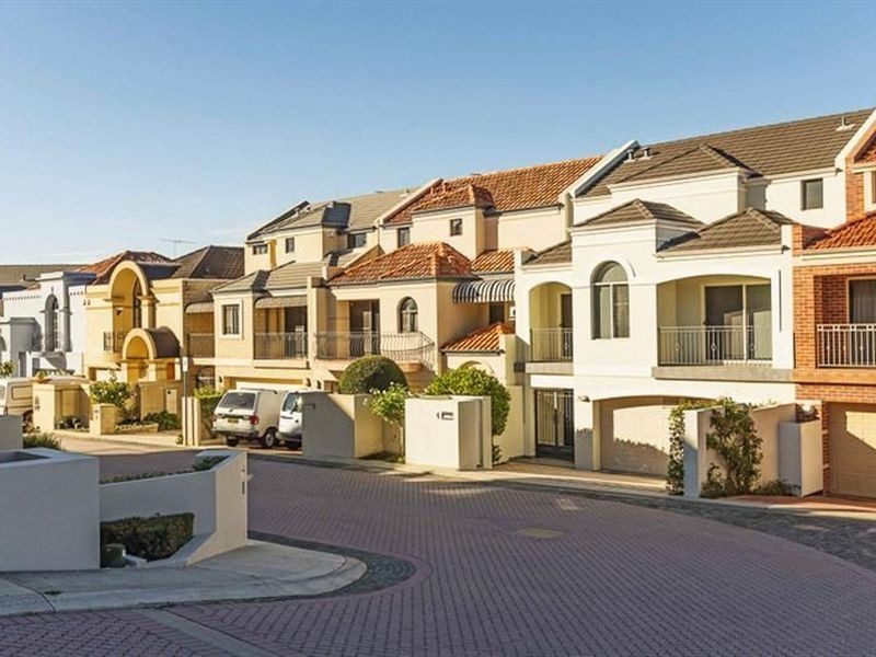 8 Vanguard Terrace, East Perth WA 6004