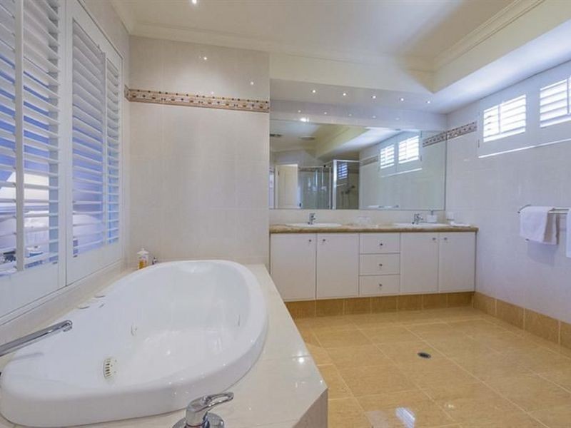 8 Vanguard Terrace, East Perth WA 6004