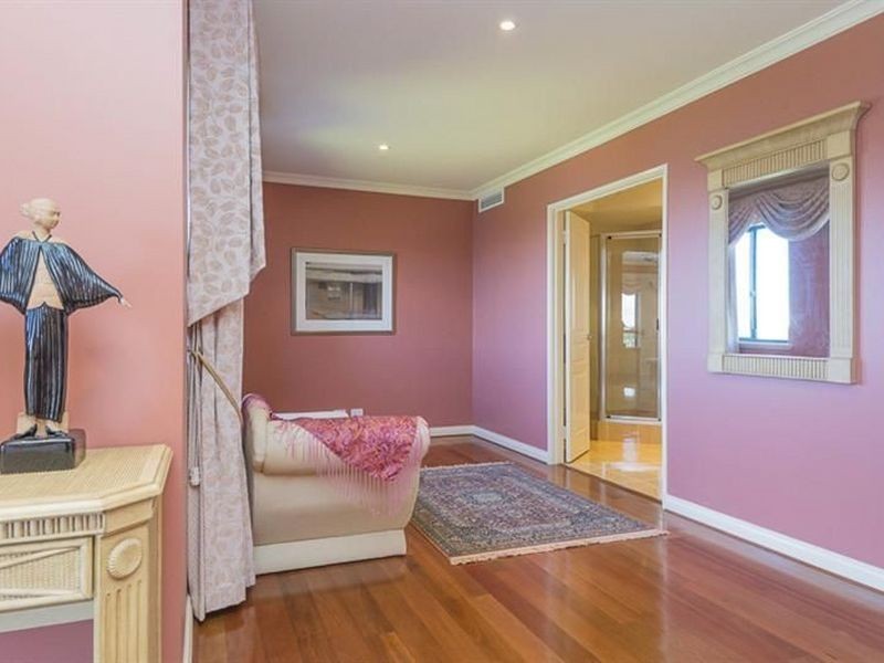 8 Vanguard Terrace, East Perth WA 6004