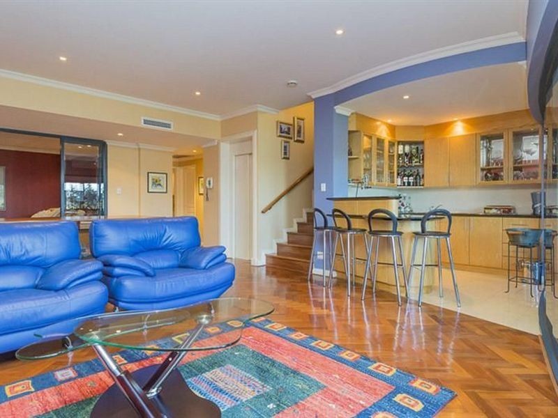 8 Vanguard Terrace, East Perth WA 6004