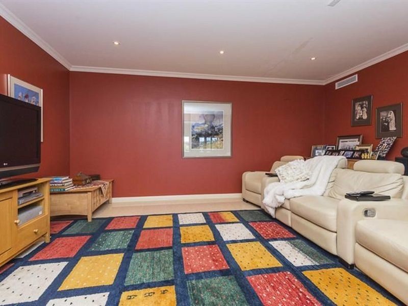 8 Vanguard Terrace, East Perth WA 6004