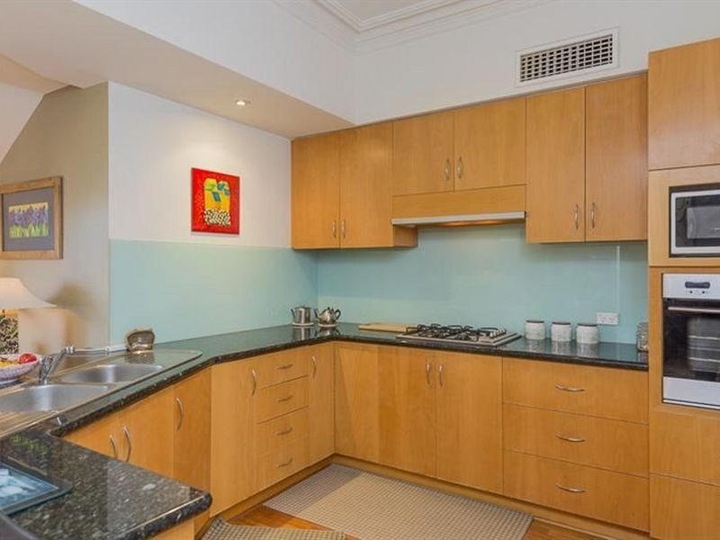 22B Haig Park Circle, East Perth WA 6004