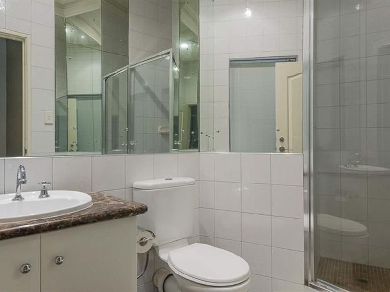 22B Haig Park Circle, East Perth WA 6004